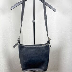 Vintage Gaucho Black Genuine Leather Adjustible Straps Crossbody Bag